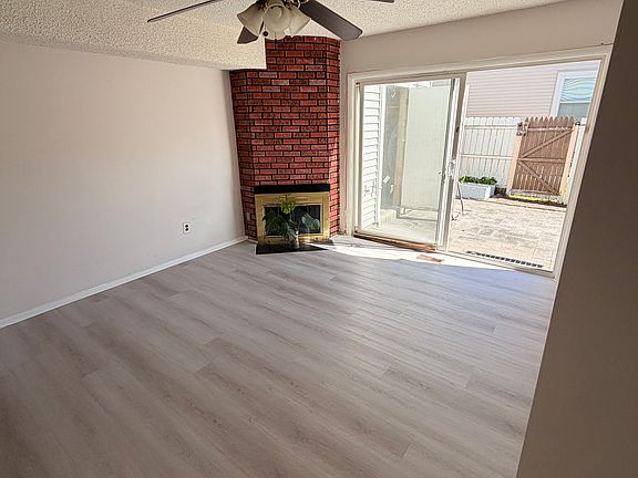 4th image of 357 Hawthorne St