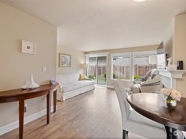 5702 N 33rd St Unit 12B, Tacoma, WA 98407