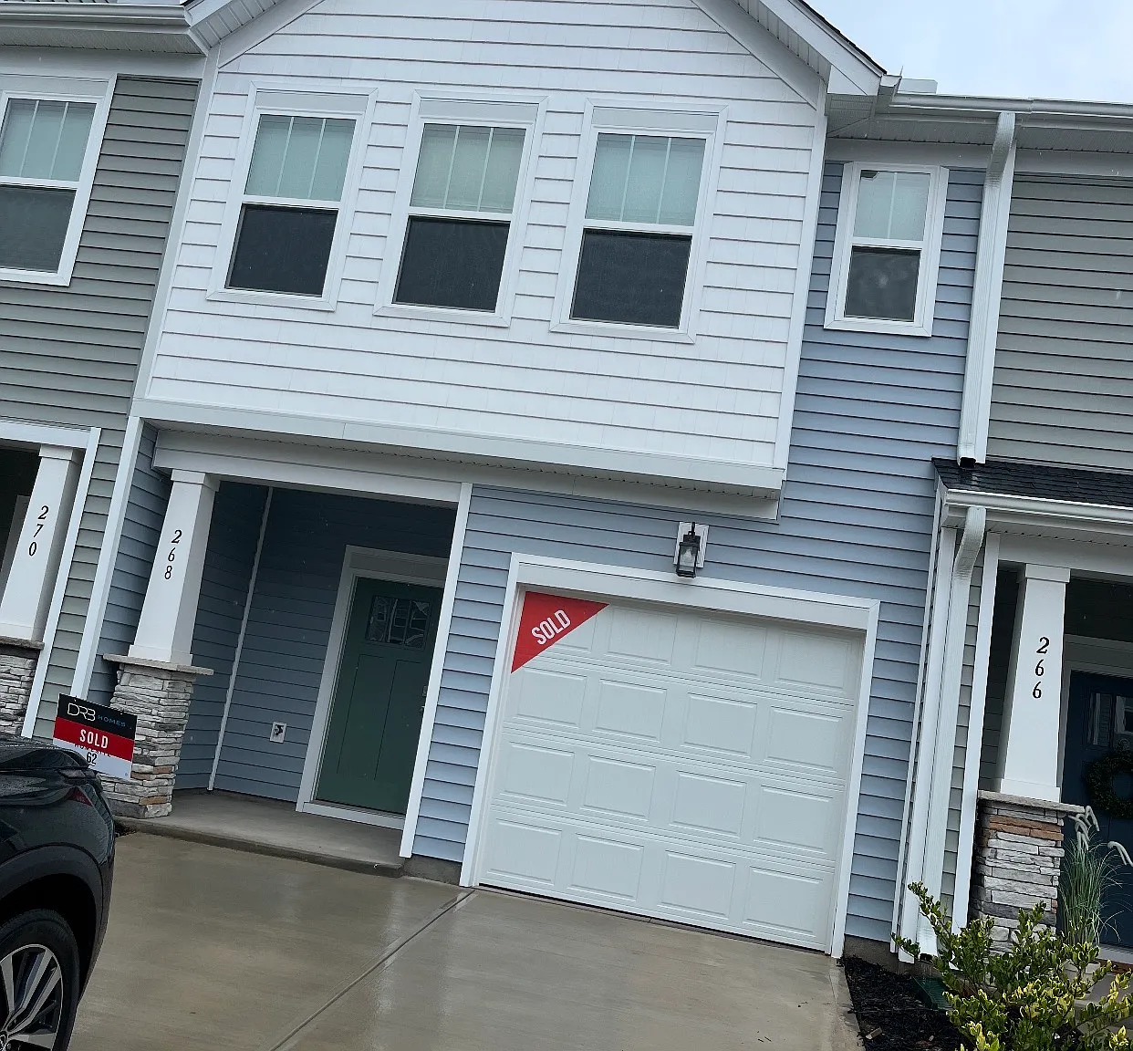3 bed, 2.5 bath, 1616 sqft, $1,850 — Photo 2