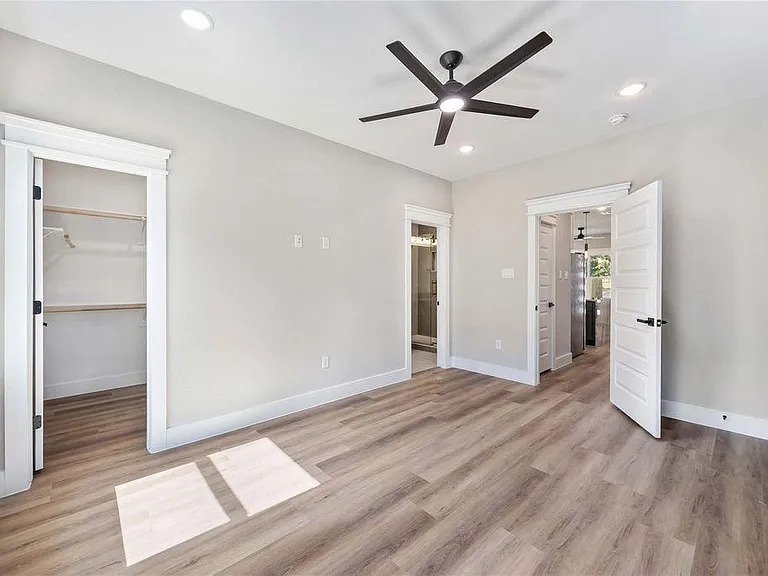 4624 Mayflower St #B — Photo 22