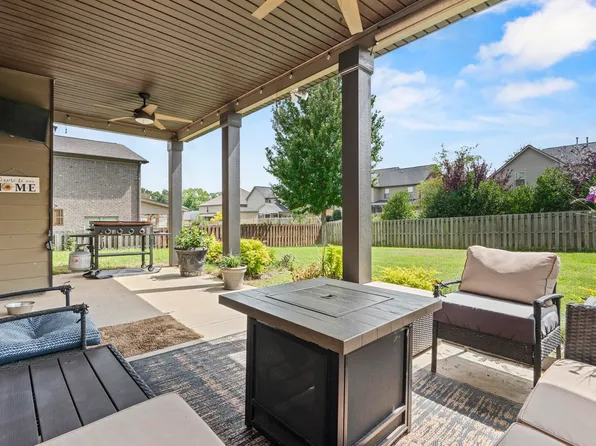 306 Gratis Ct, Lexington, SC 29072