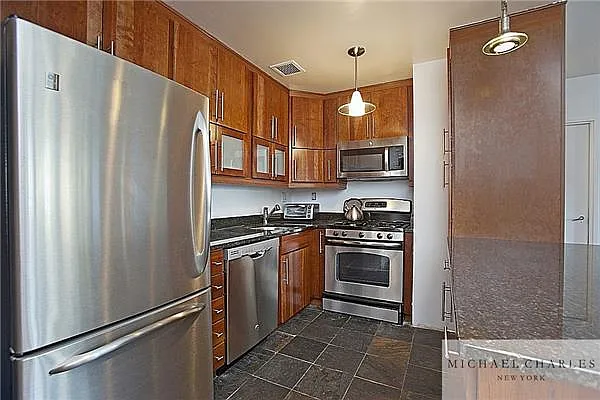 Rented by Michael Charles New York | media 24