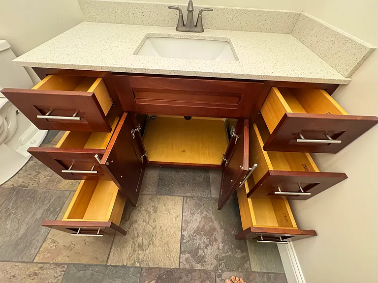 2nd Bathroom cabinets