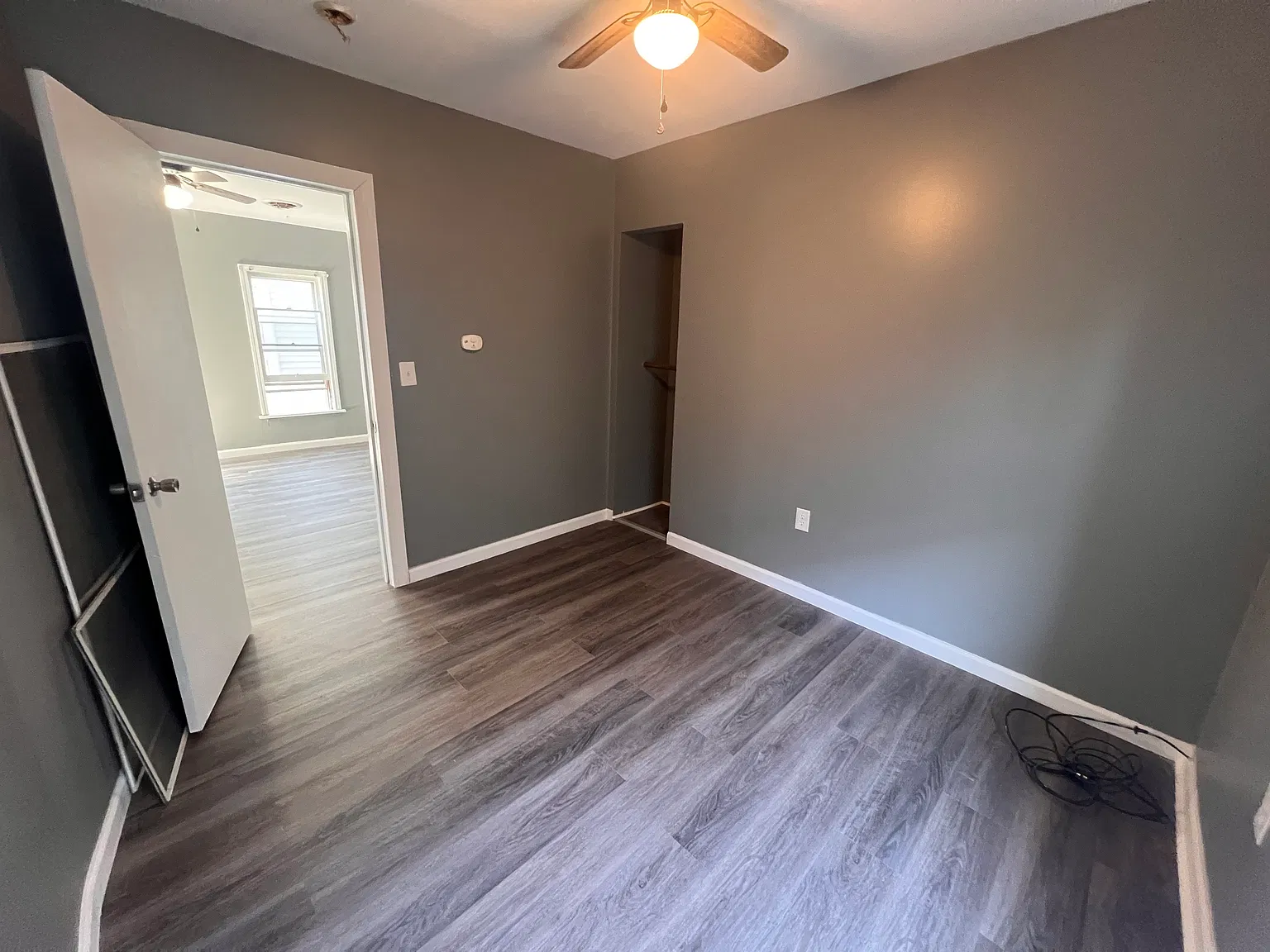 2 bed, 570 sqft, $1,150 — Photo 4