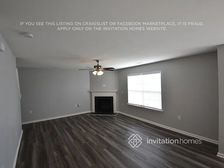 1719 Eastway Dr — Photo 5