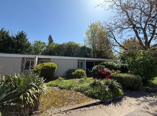 1633 Best Ln #1, Eugene, OR 97401