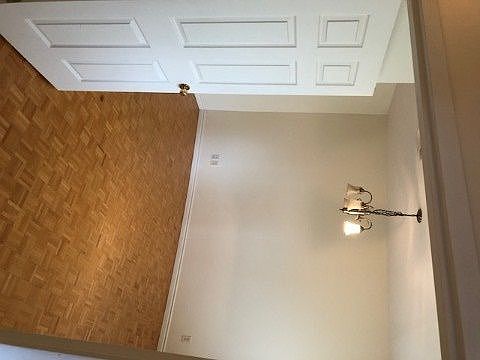 5th image of 51 Wyndham St N #303