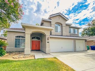 1037 Sandra St, Los Banos, CA 93635