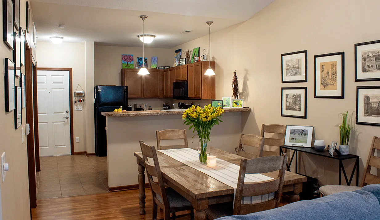 Woodland Reserve Apartments — Photo 2