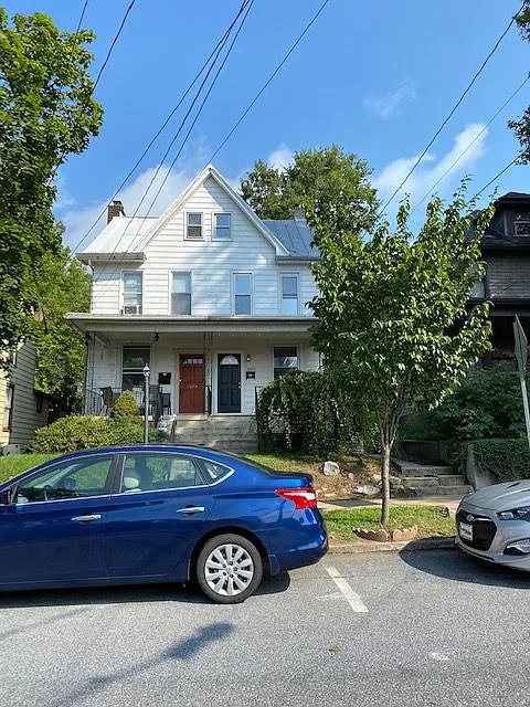 1003 Walnut St photo 1
