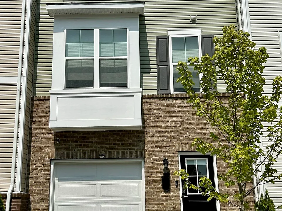 106 Lentz Ln