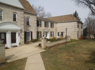 1000 Country Club Rd UNIT A2, York, PA 17403