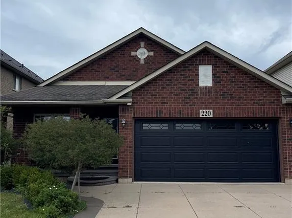 220 Pinehill Dr, Hamilton, ON L0R 1P0