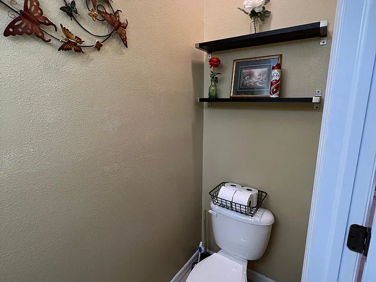 1882 Greenwood Valley Dr — Photo 11