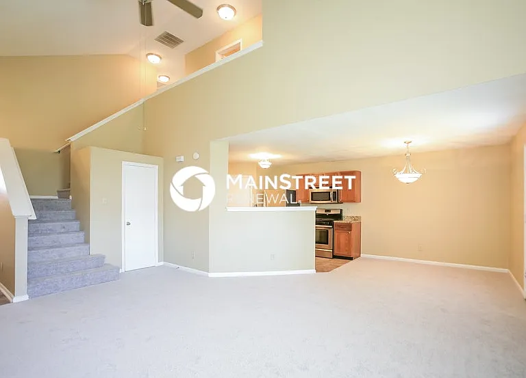 4420 Courtfield Dr — Photo 5