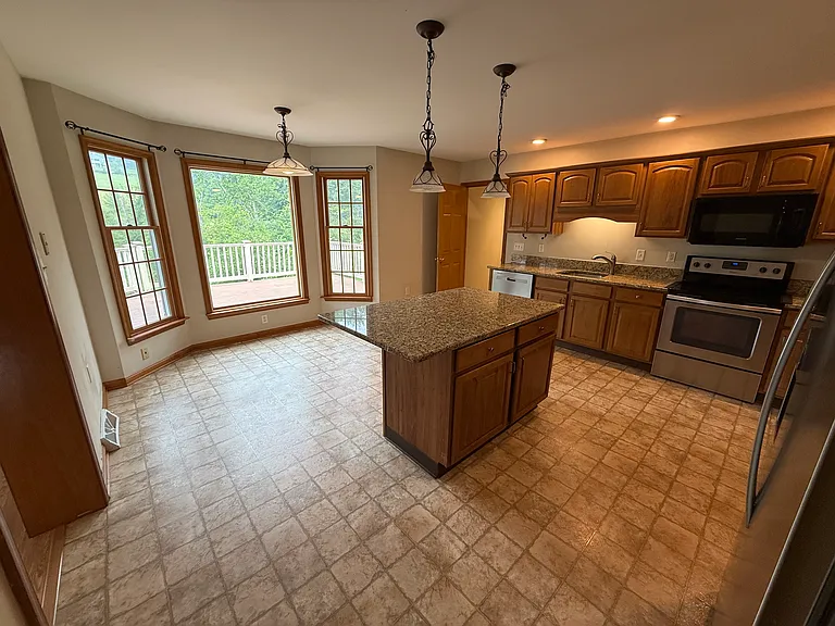 Raven Rock Rd — Photo 23