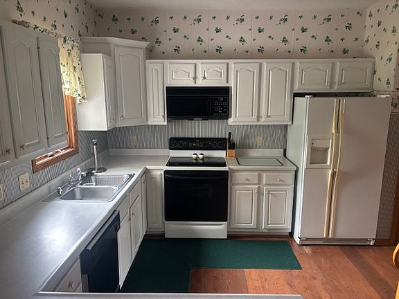 2nd image of 600 34th Ave N