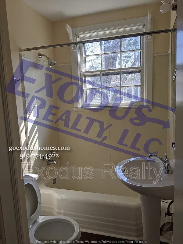 2 bed, 1.0 bath, 750 sqft, $1,100 — Photo 4
