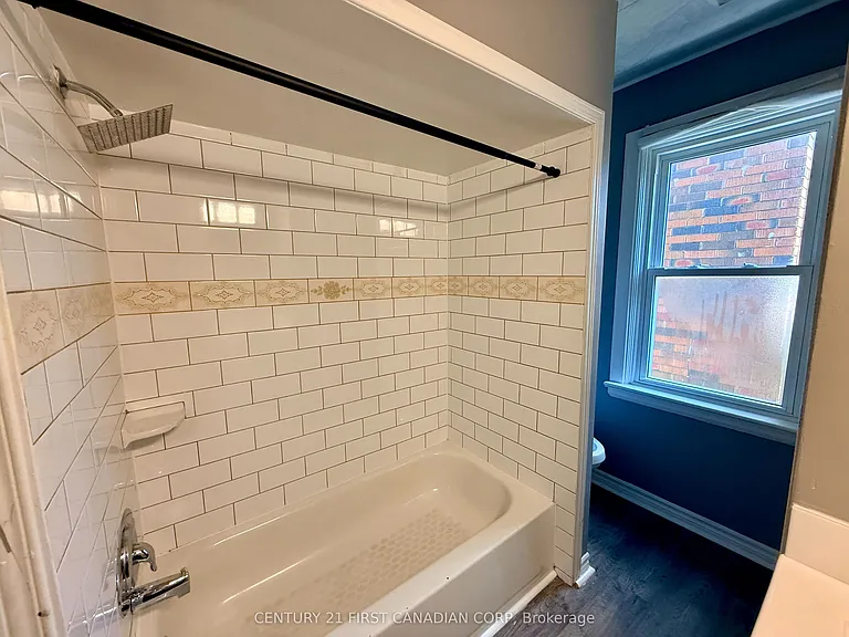 363 Ashland Ave #1 — Photo 12