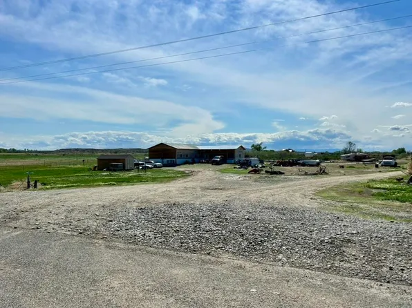 4230 Road 16, Otto, WY 82434