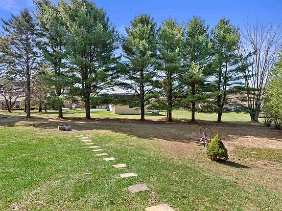 2nd image of 5407 ROXANN DRIVE
