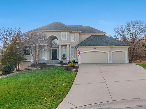 5436 NE Northgate Cir, Lees Summit, MO 64064