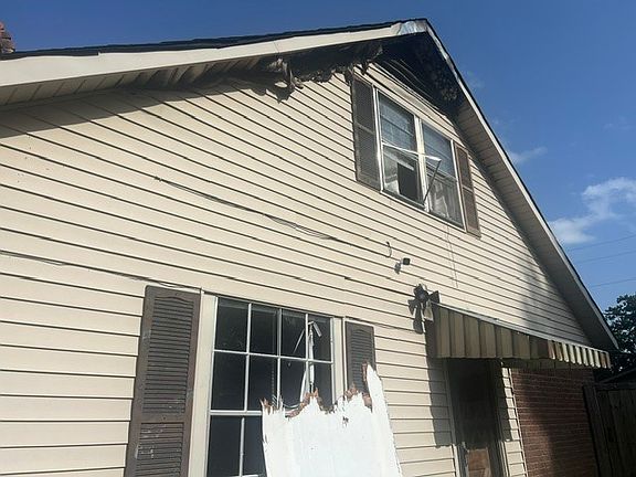 3rd image of 539 Lynbrook Blvd