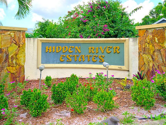 4th image of 717 Hidden River Dr