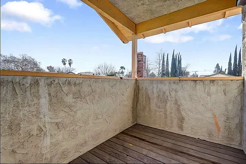 1516 Oscar St Photo 1
