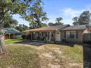 1628 W Lake Dr, Gladewater, TX 75647