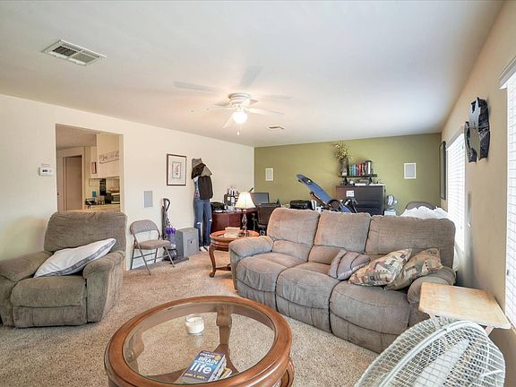 5th image of 500 W 10th St #84