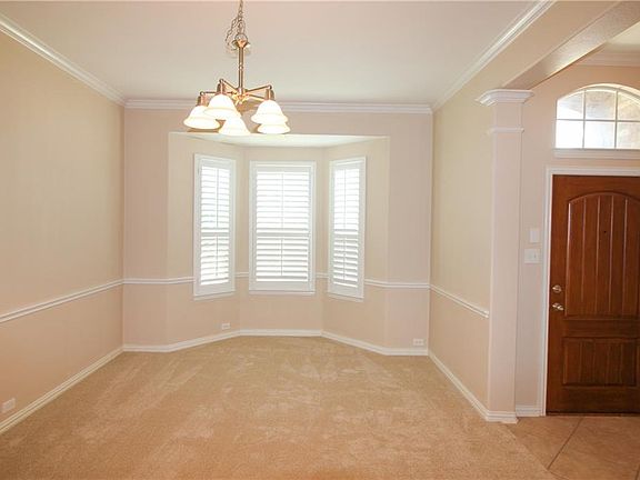 3rd image of 325 Fairland Dr
