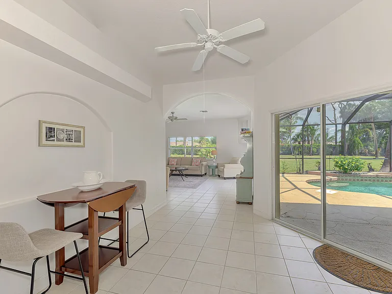 915 Park Place Dr — Photo 34
