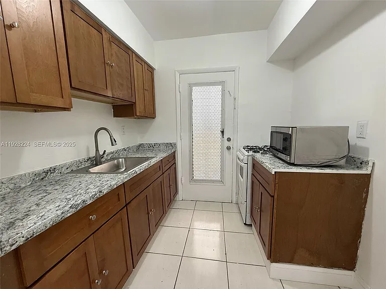 6885 Byron Ave #103 — Photo 4