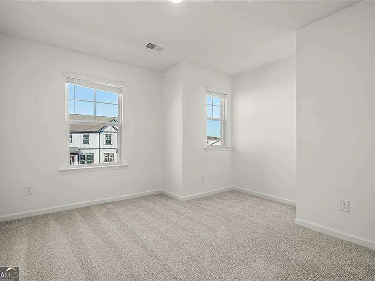 155 Star Ct — Photo 17