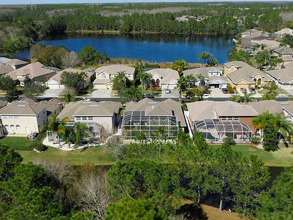 3rd image of 12912 Castlemaine Dr