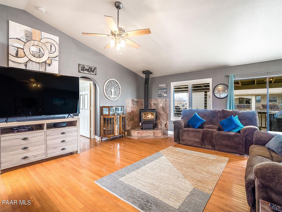 1st image of 4929 N Treasure Cir