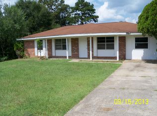 220 Alberta Dr, Ozark, AL 36360