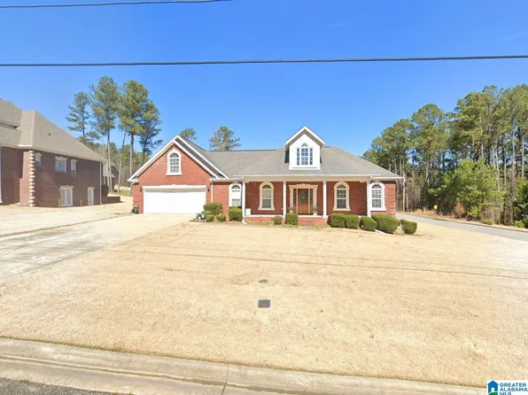 610 Lincoln Crst SE, Jacksonville, AL 36265