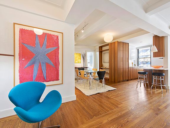 2nd image of 308 E 79th St APT 13E