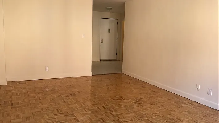 Rented by Roberto Guilbet, LREB | media 19