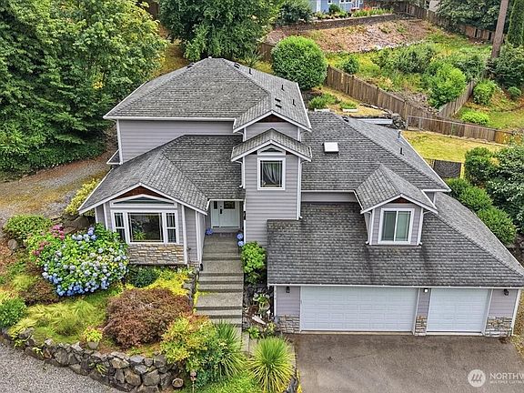 2nd image of 310 Fife Way