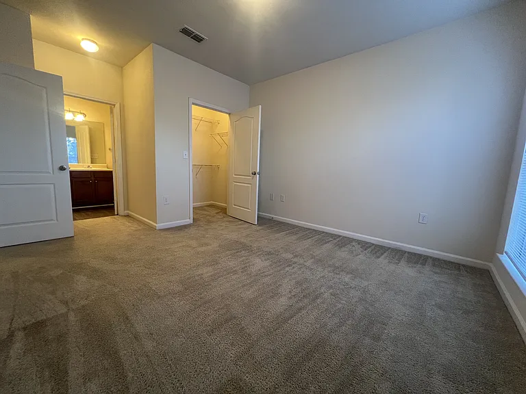 Wesley Kensington Apartments at Stonecrest — Photo 216