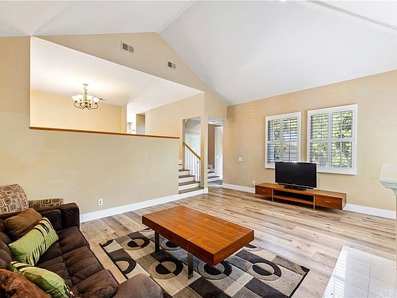 4th image of 4125 Empis St