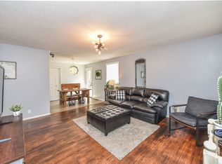 262 Old Shackle Island Rd, Hendersonville, TN 37075