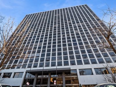 4343 N Clarendon Ave APT 2401, Chicago, IL, 60613