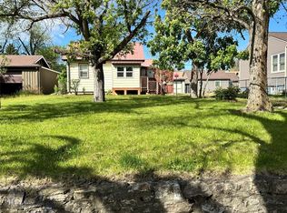 512 S 12th St, Livingston, MT 59047