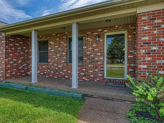 4th image of 2766 Libbert Rd