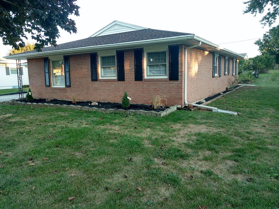 1st image of 107 Beechwood Dr