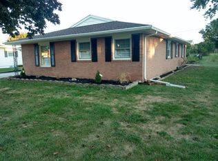 107 Beechwood Dr, Tiffin, OH 44883